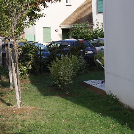 Gite La Villa Omagny Paris Marne-La-Vallee Екстериор снимка