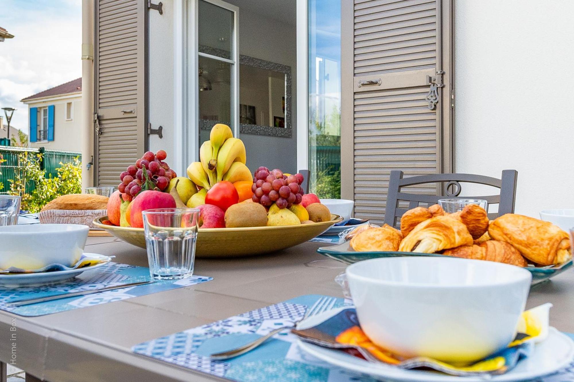 Gite La Villa Omagny Paris Marne-La-Vallee Екстериор снимка